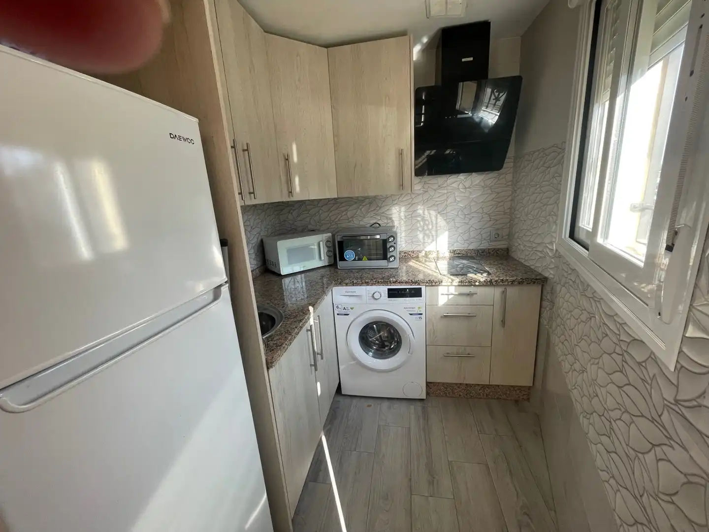 Cuina de Apartament de lloguer en Trujillo amb Aire condicionat, Calefacció i Moblat