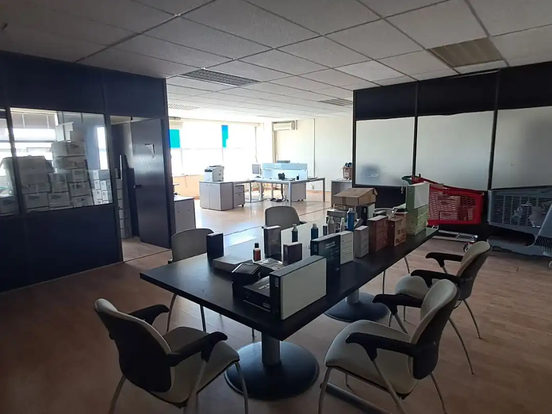 Büro zum Verkauf in Madrid mit Klimaanlage, Heizung und Terrasse
