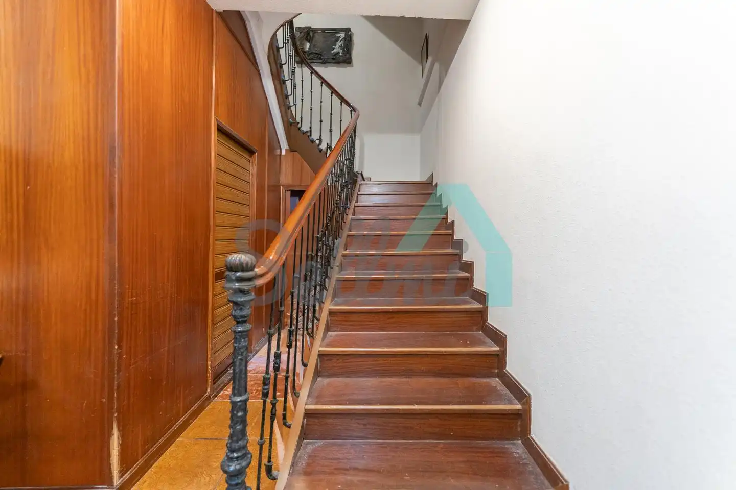 Piso de alquiler en Oviedo  con Calefacción, Parquet y Amueblado