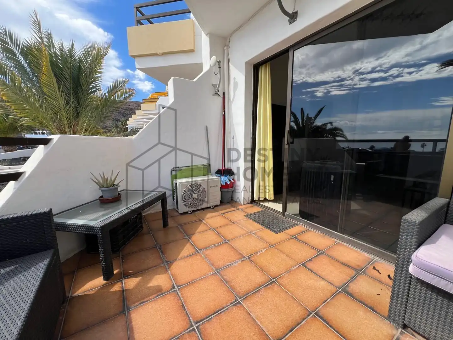 Außenansicht von Wohnungen zum Verkauf in Tuineje mit Terrasse, Möbliert und Gemeinschaftspool