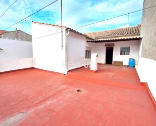 Exterior view of House or chalet for sale in L'Alcúdia de Crespins  with Terrace and Storage room