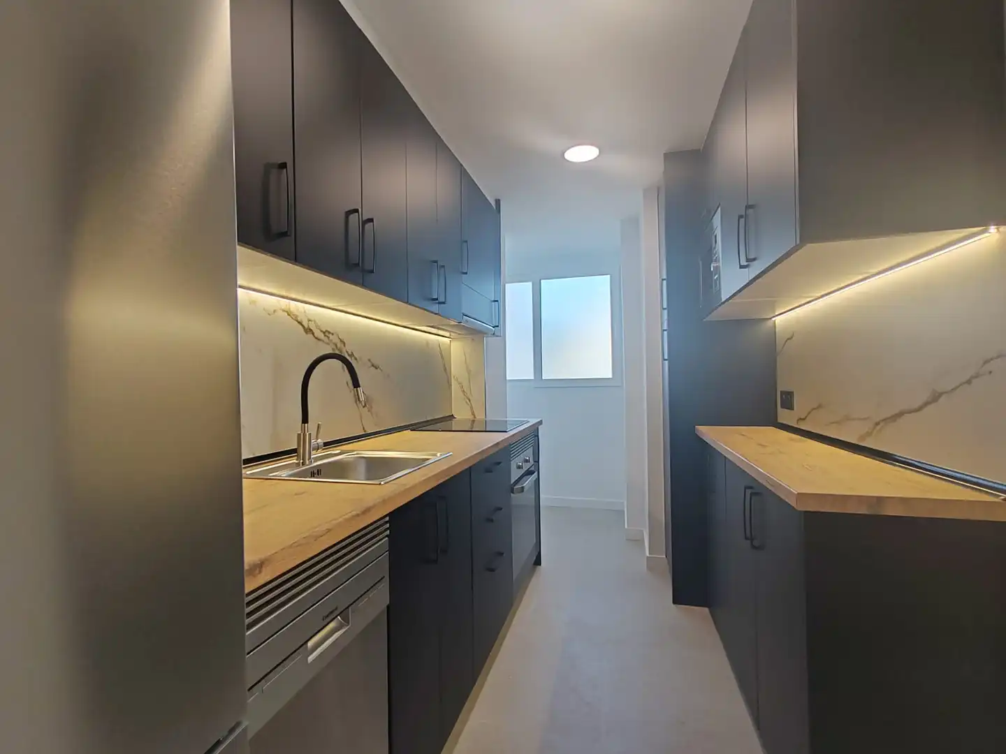 Kitchen of Flat for sale in Fuenlabrada  with Air Conditioner, Heating and Terrace