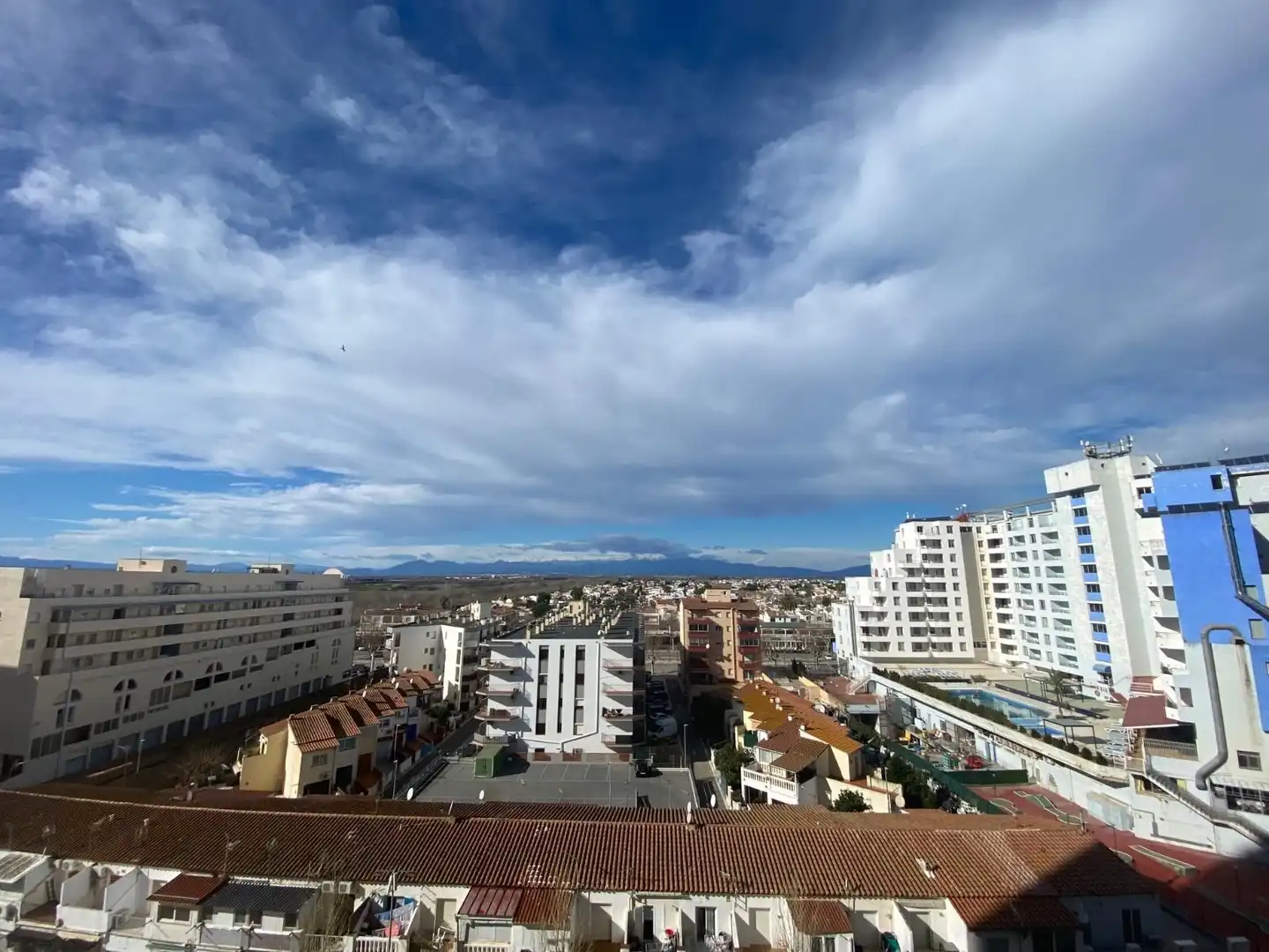 Exterior view of Study for sale in Empuriabrava  with Air Conditioner