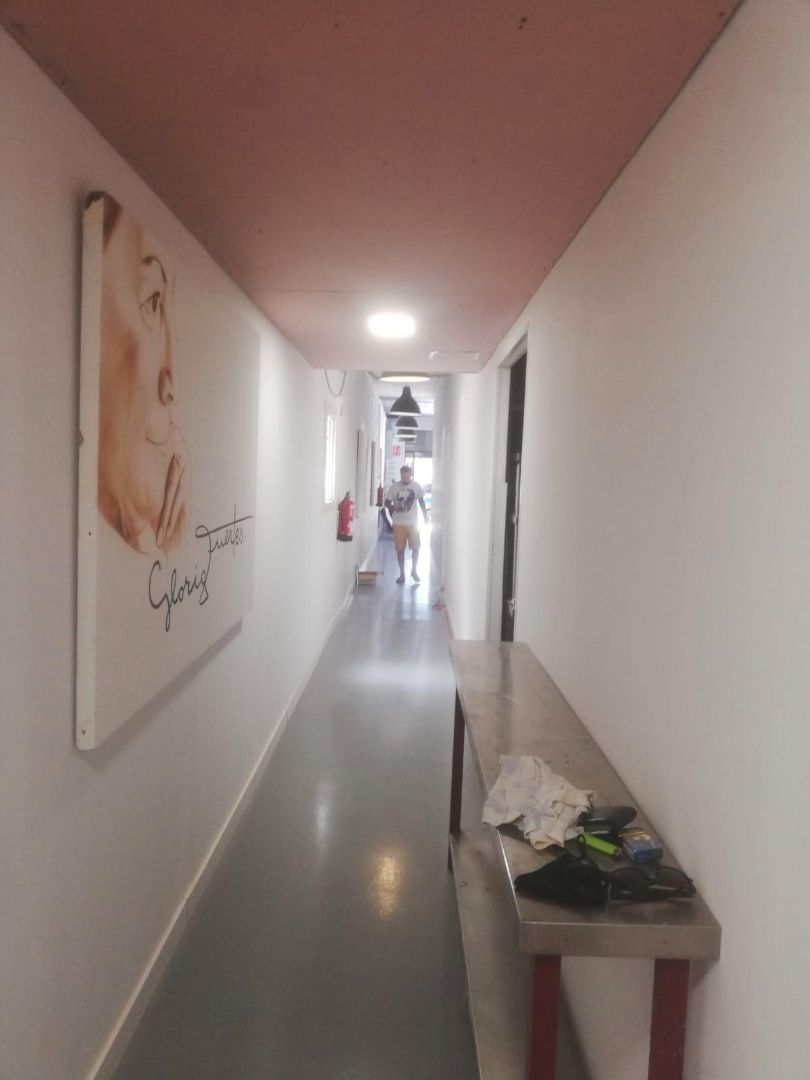 Premises for sale in Terrassa  with Furnished