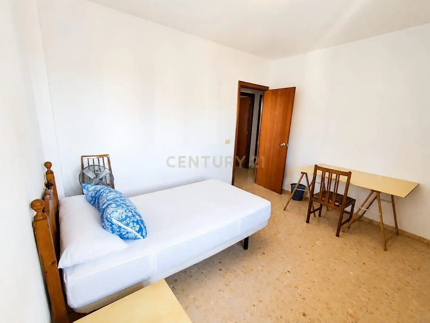 Flat for rent in Avenida de la Bondad, Cáceres‎, Spain, 12, Nuevo Cáceres