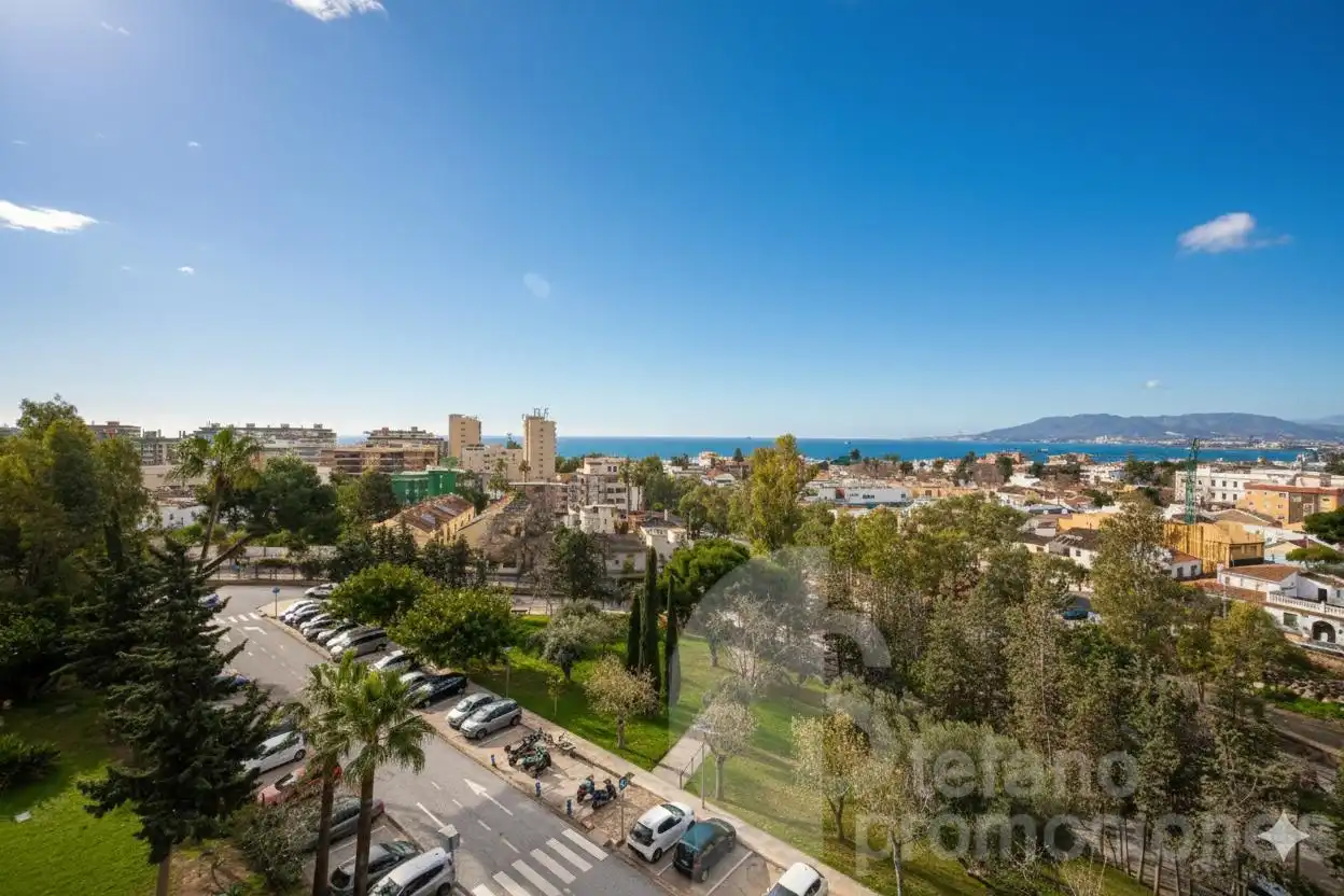 Exterior view of Flat for sale in Málaga  with Parquet flooring, Terrace and Storage room