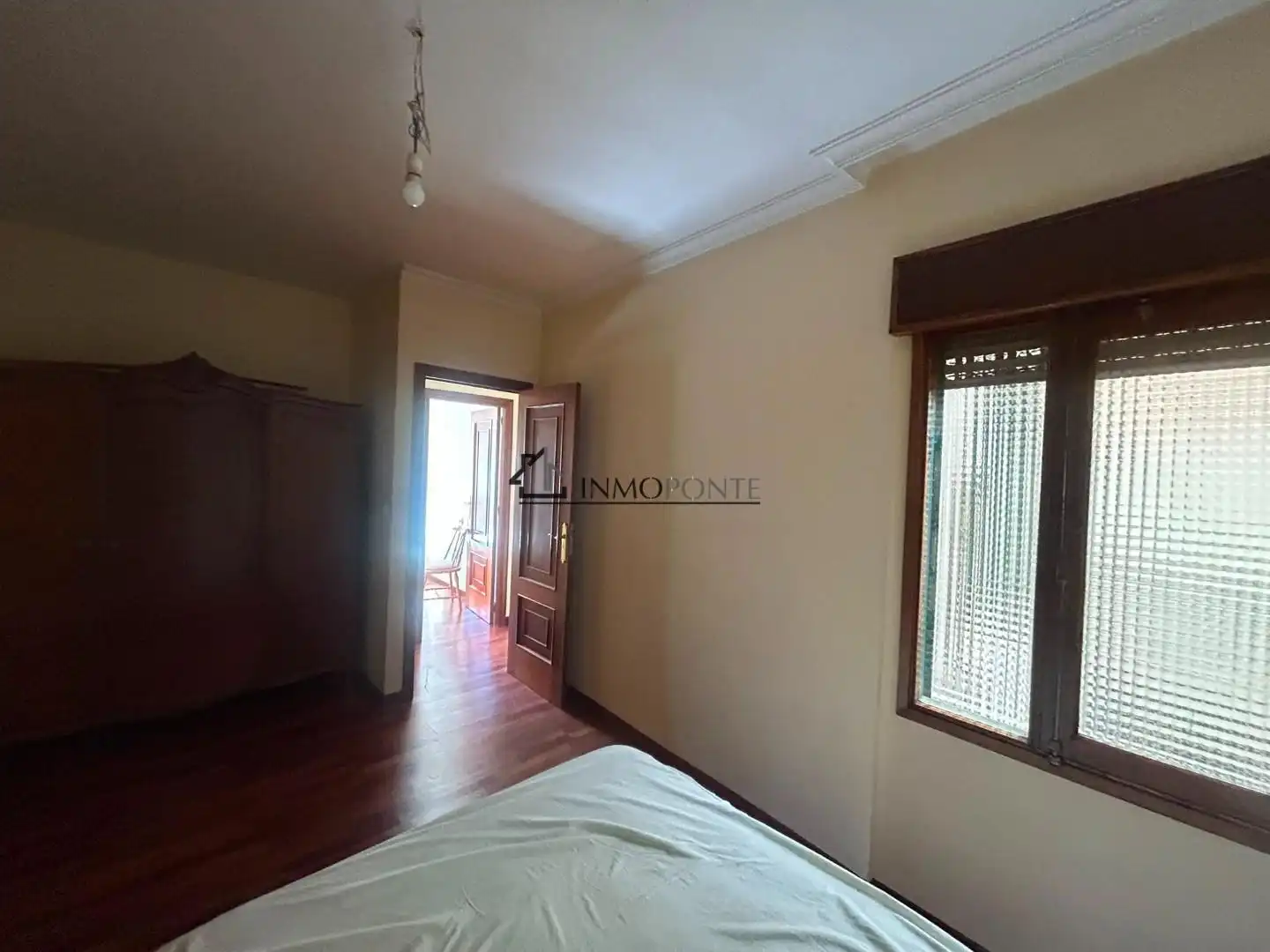 Bedroom of Flat for sale in Pontevedra Capital 