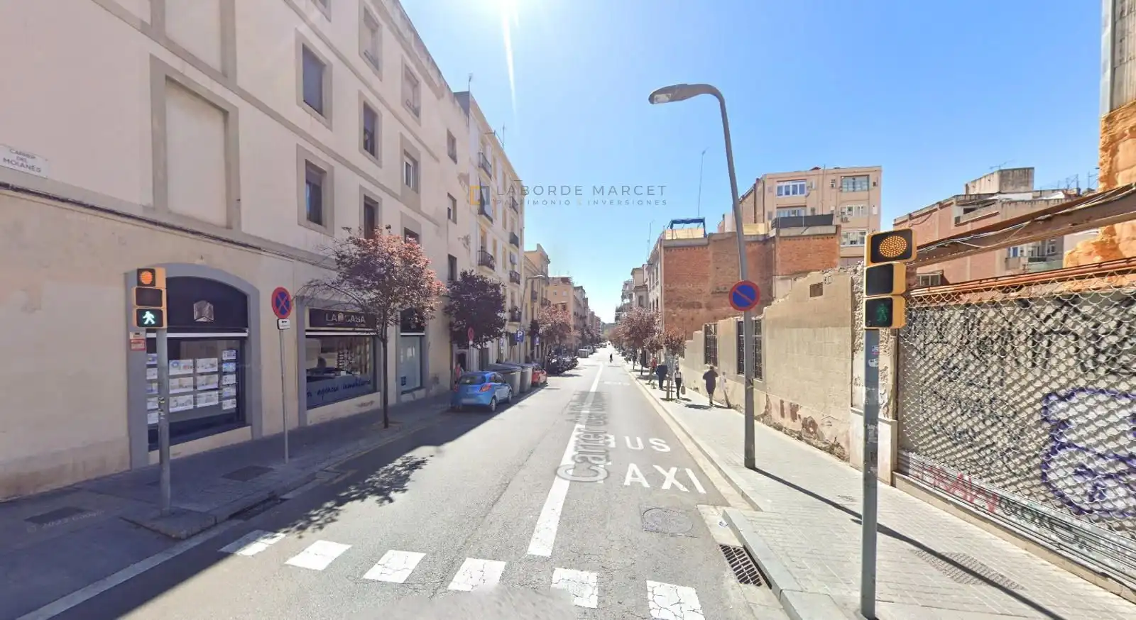 Außenansicht von Gebäude zum Verkauf in Barcelona
