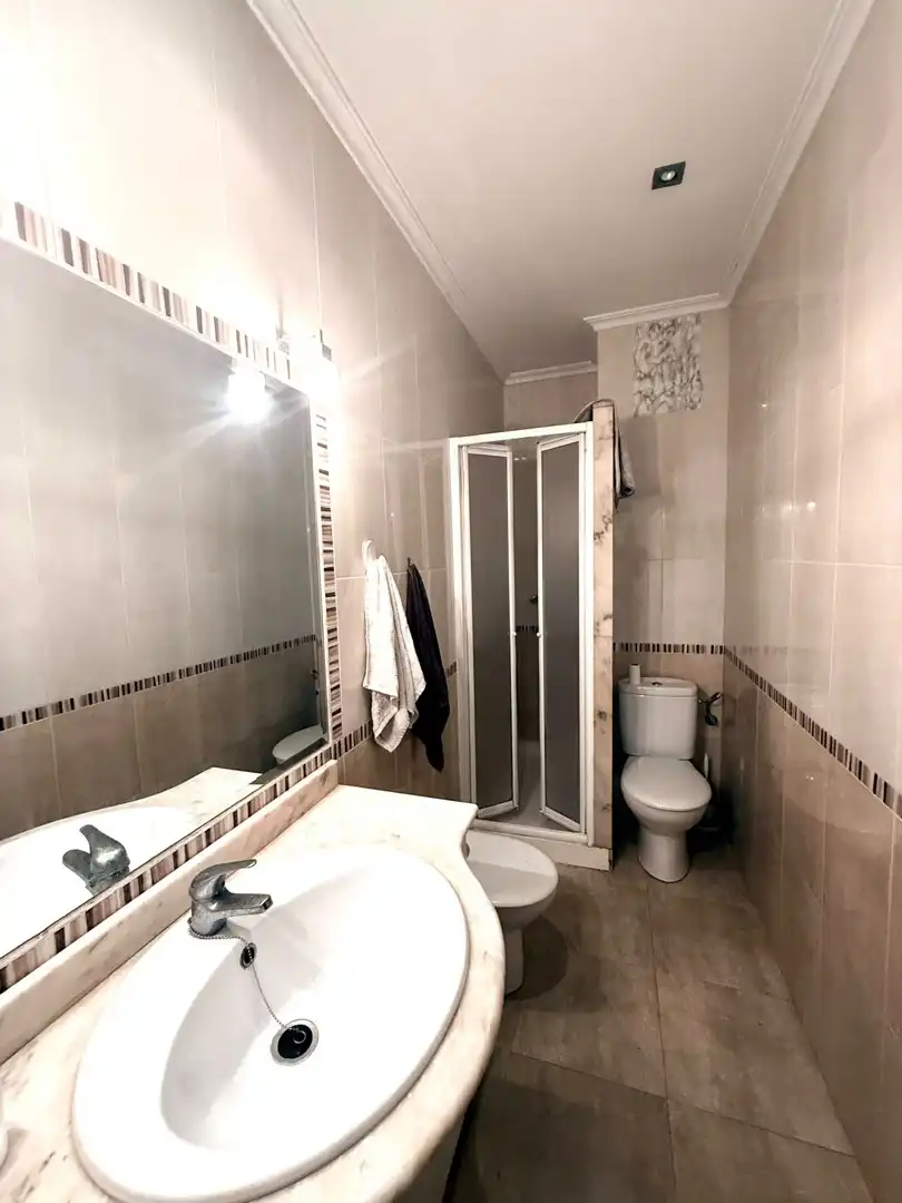 Bany de Apartament en venda en Camí Reial 