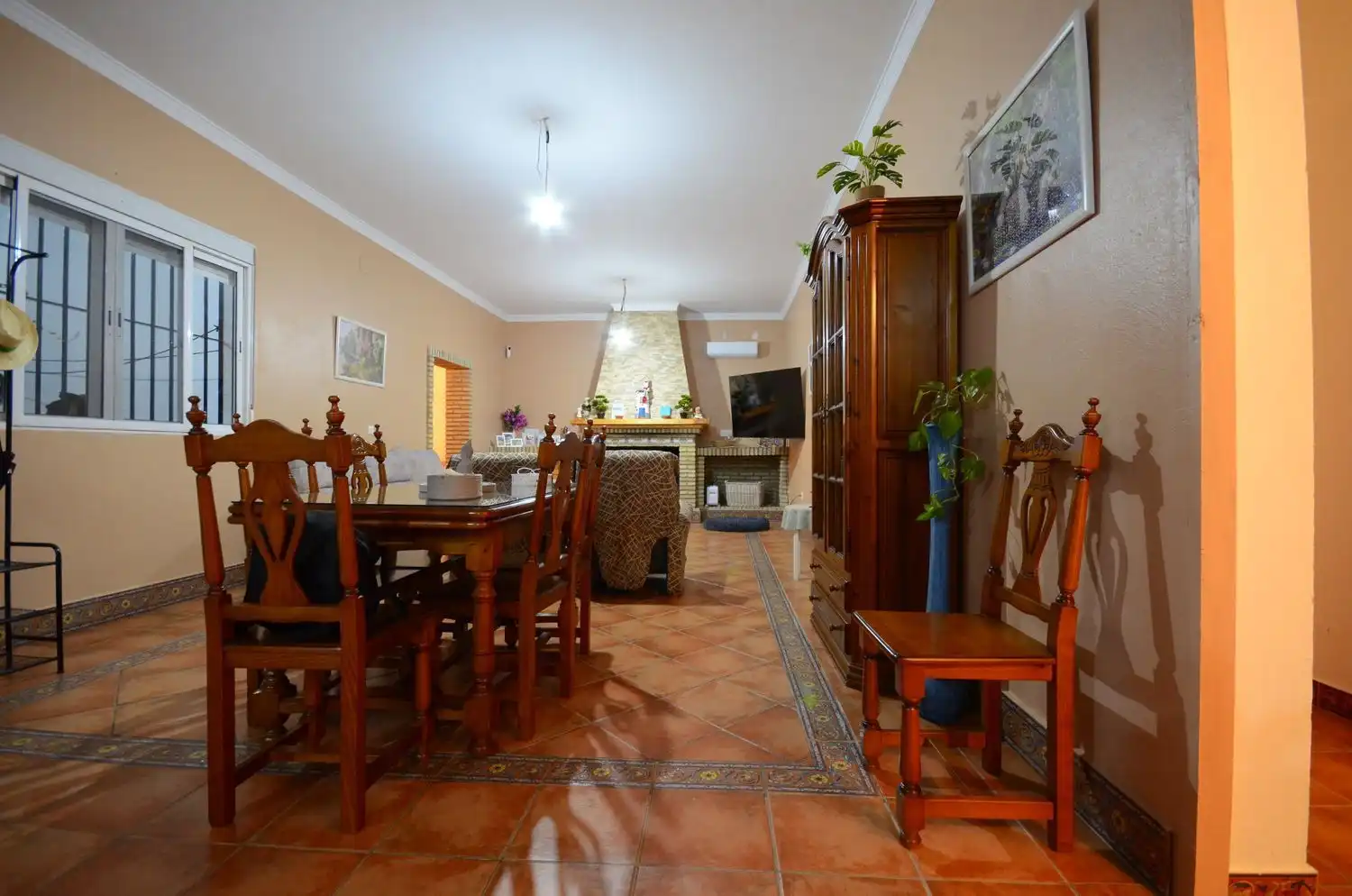 Menjador de Finca rústica en venda en La Palma del Condado amb Aire condicionat, Terrassa i Traster