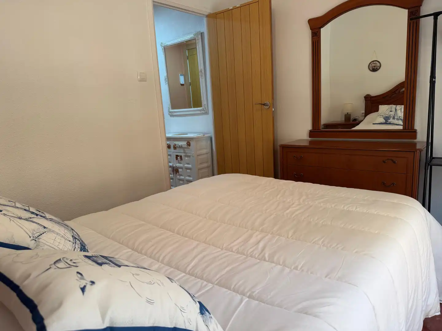 Schlafzimmer von Wohnung zur Miete in Águilas mit Klimaanlage, Möbliert und Balkon