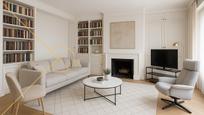 Sala d'estar de Apartament en venda en  Barcelona Capital amb Aire condicionat, Calefacció i Terrassa