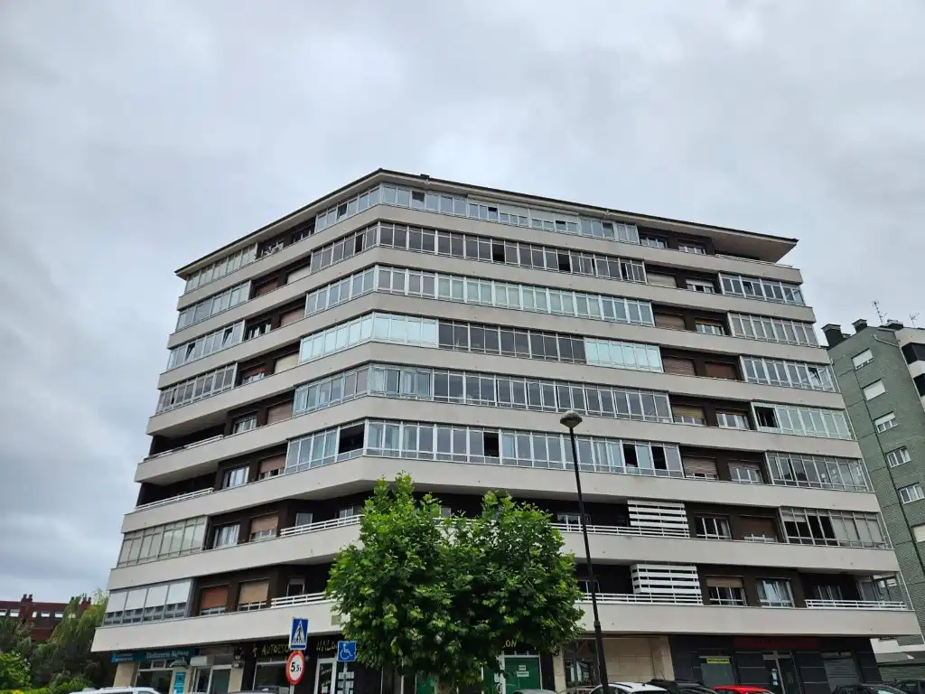 Vista exterior de Piso en venta en Castrillón