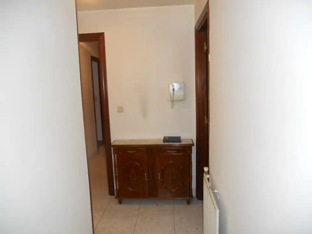 Piso de alquiler en Ames con Calefacción, Trastero y Amueblado