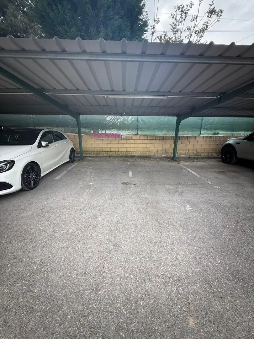 Parking of Detached homes for sale in Loeches  with Heating, Private garden and Storage room