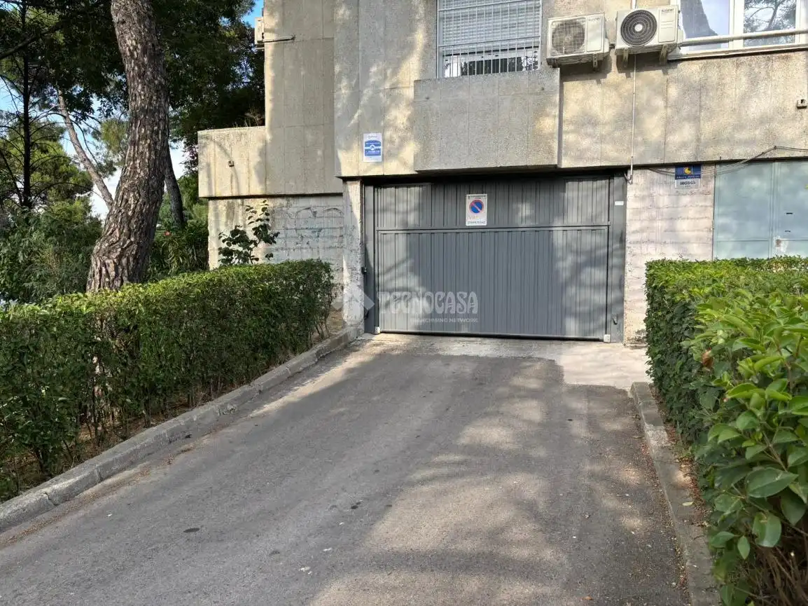 Einzelparkplatz zum Verkauf in C. de Arcaute, imagen 2