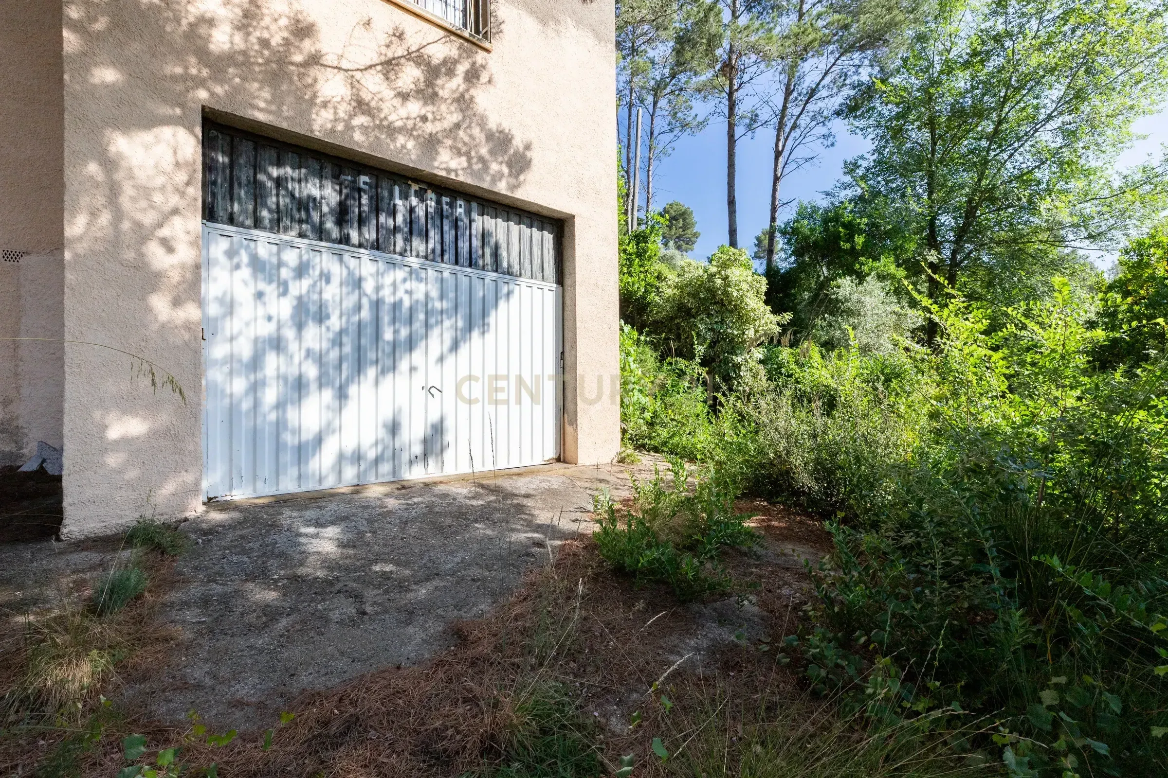 Jardí de Casa o xalet en venda en Gelida