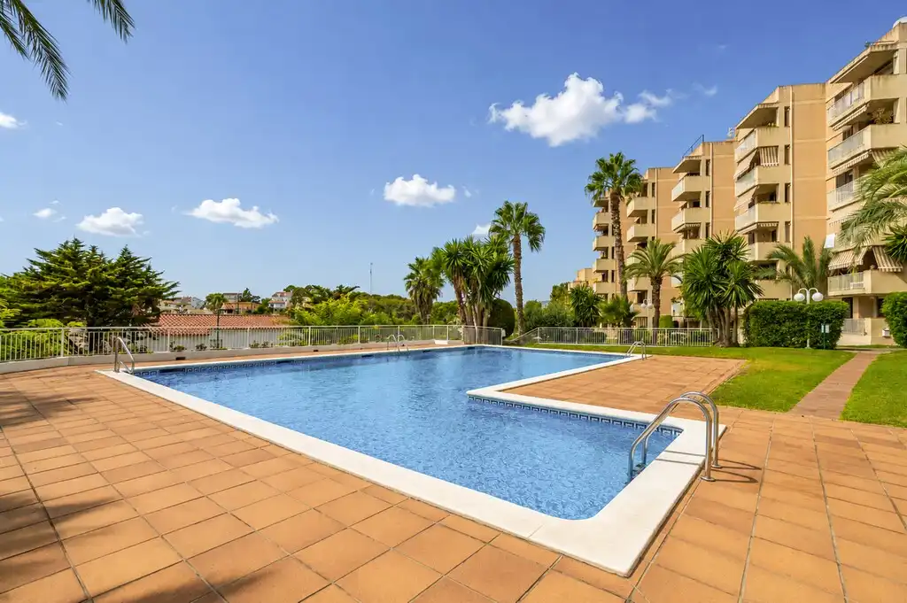 Piscina de Ático en venta en Sant Pere de Ribes con Aire acondicionado, Terraza y Amueblado