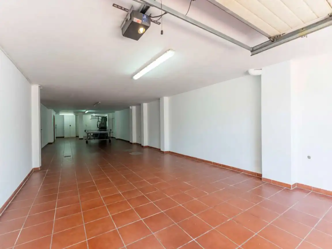 Houses for sale in Cuesta de la Villa
