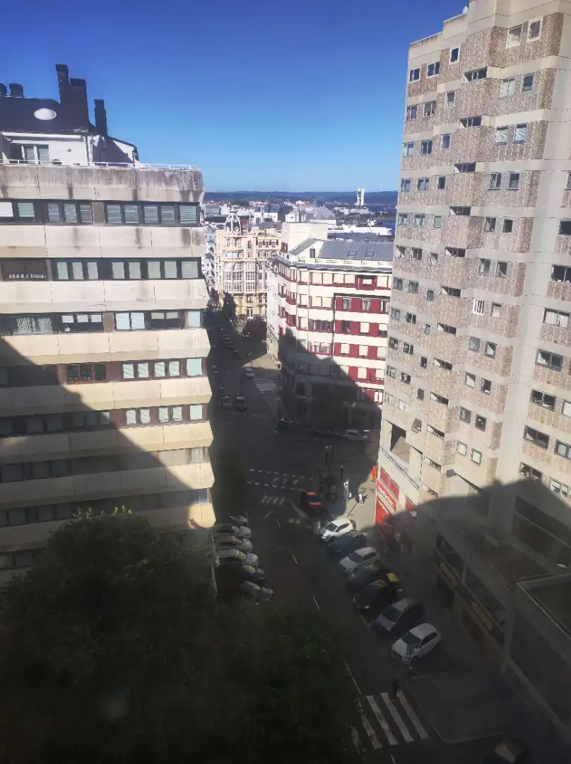 Vista exterior de Pis de lloguer en A Coruña Capital  amb Calefacció, Parquet i Moblat