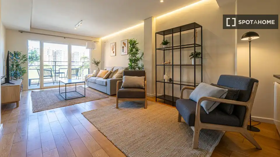 Wohnung mit Terrasse zur Miete in Quatre Carreres, imagen 2