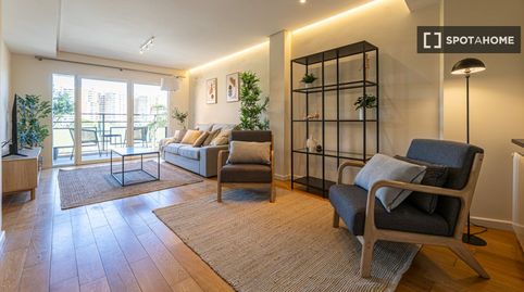 Apartamento de 3 dormitorios en alquiler en Quatre Carreres, Valencia, image 2