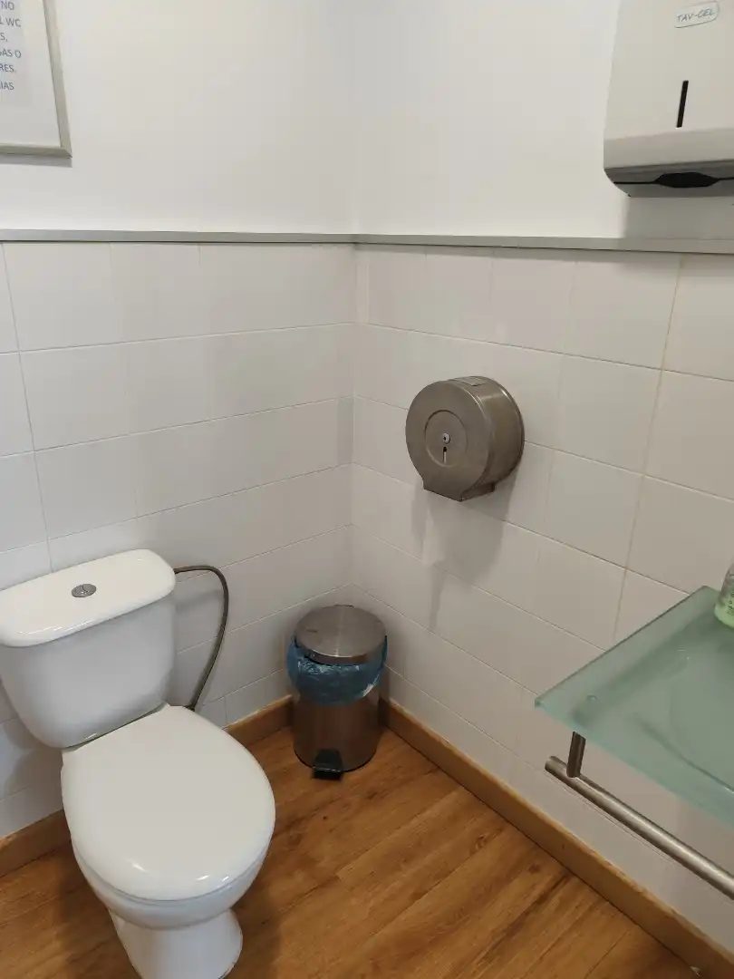 Commercial properties for rent in Urbanització Virgen de la Estrella, Camí de Paterna - Lloma del Calderer