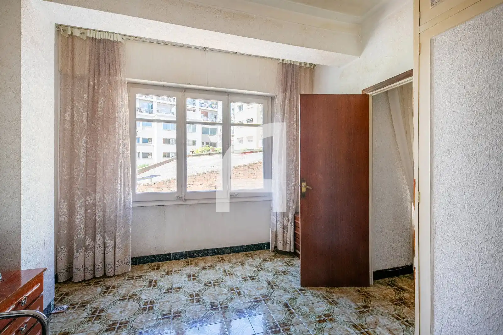 Habitación de Piso en venta en Barcelona con Terraza y Balcón