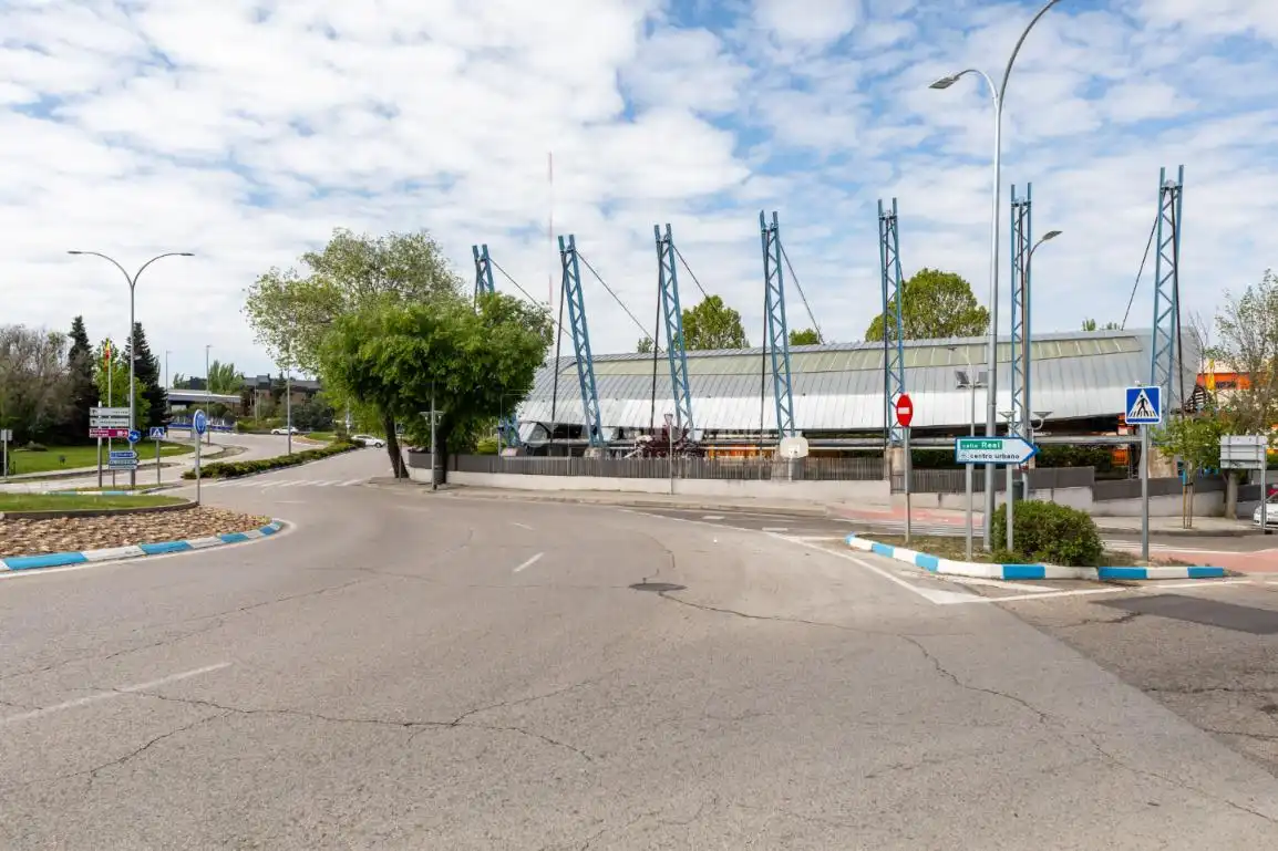 Parkplatz von Wohnung zum Verkauf in Las Rozas de Madrid mit Klimaanlage, Heizung und Terrasse