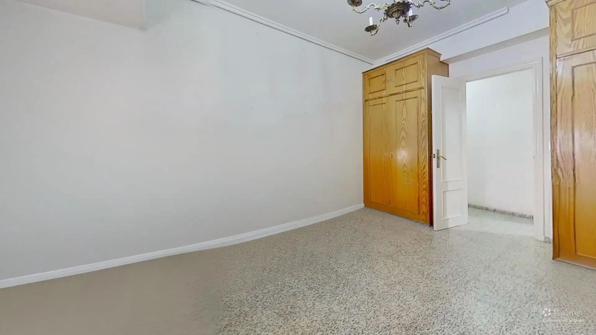 Flat for sale in Valencia  with Air Conditioner, Terrace and Storage room