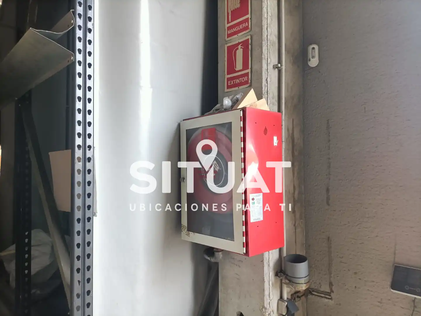 Vista exterior de Nave industrial en venta en Pallejà con Calefacción y Alarma