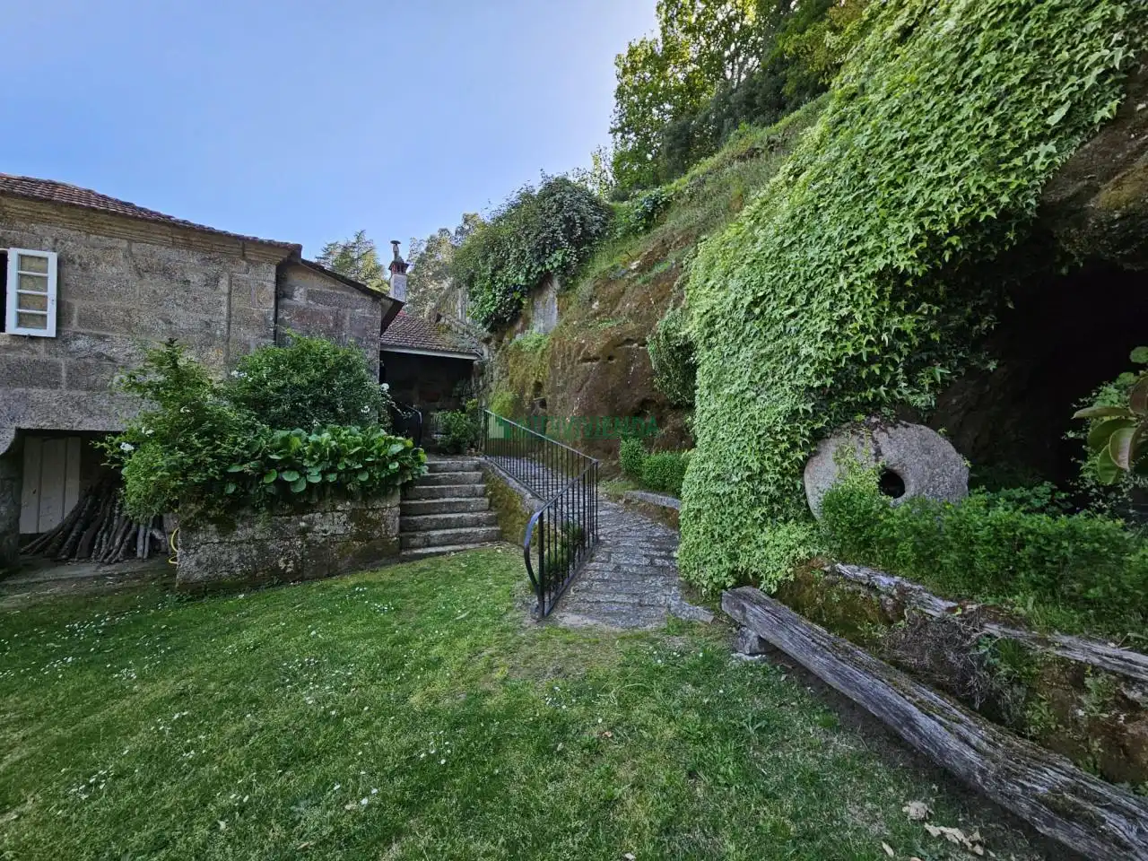 Jardín de Finca rústica en venta en A Cañiza   con Calefacción, Jardín privado y Terraza