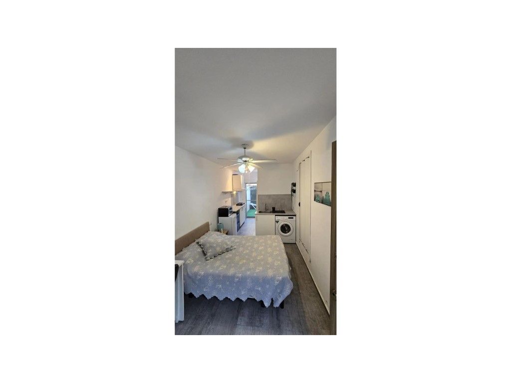 Habitación de Estudio de alquiler en Benicasim / Benicàssim con Jardín privado, Terraza y Piscina