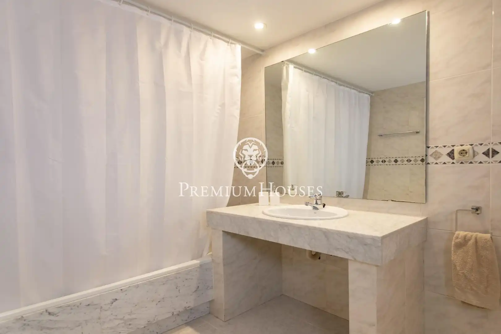 Casa o chalet en venta en Califòrnia - Santa Madrona