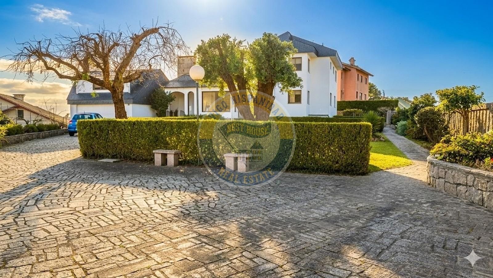 Houses for sale in Coruxo - Oia - Saiáns