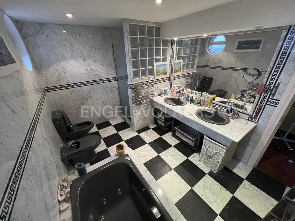 Baño de Finca rústica en venta en Ciudalcampo con Aire acondicionado, Calefacción y Jardín privado