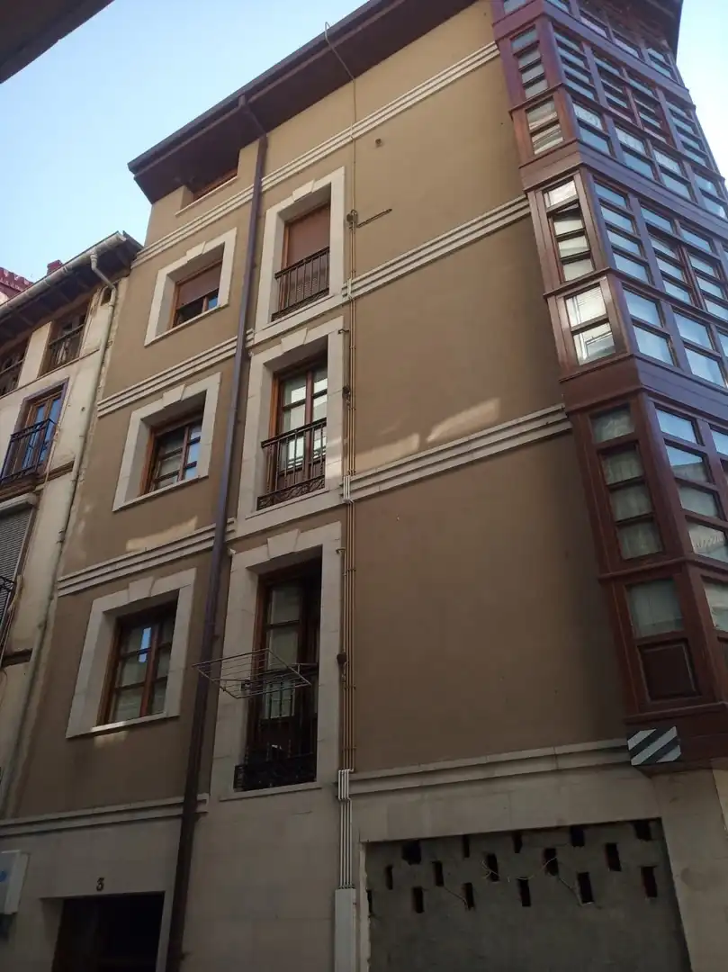Local comercial en venda a Balmaseda, imagen 2