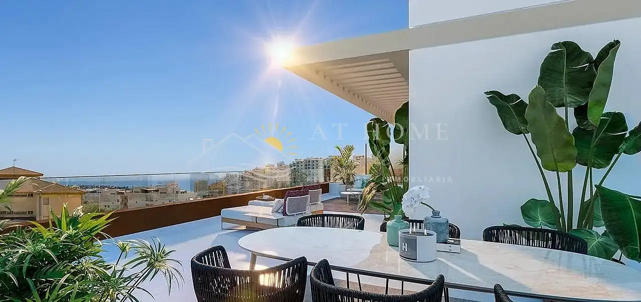Apartament amb piscina en venda a Estepona Pueblo, imagen 2