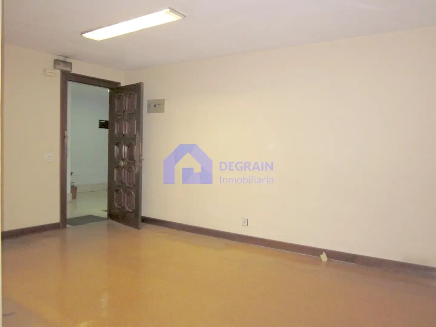 Büro zur Miete in Oviedo  mit Heizung