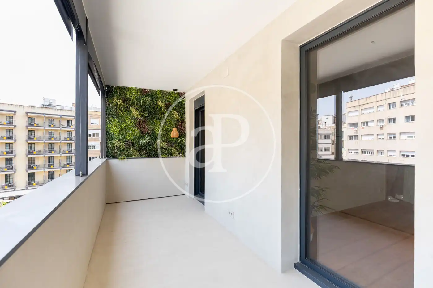 Piso con terraza en venta en Ronda de la Univ., imagen 29