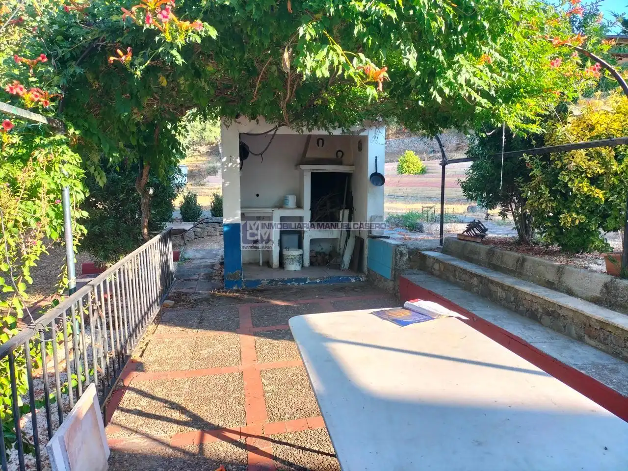 Jardí de Casa o xalet en venda en Cáceres amb Calefacció, Jardí privat i Traster