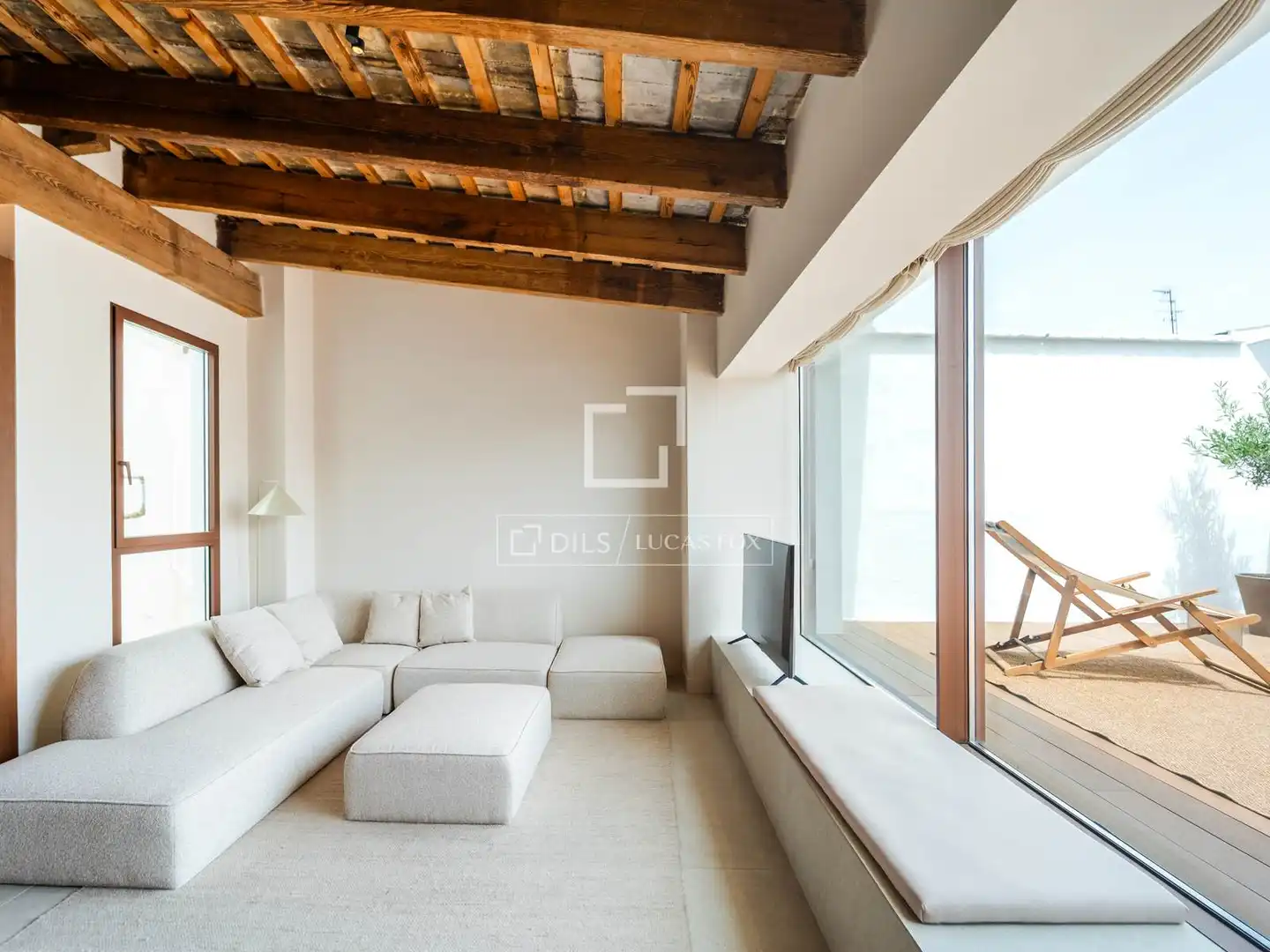 Sala de estar de Ático de alquiler en Valencia con Aire acondicionado, Calefacción y Terraza