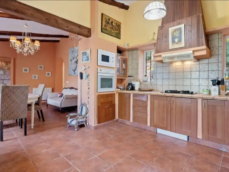 Cocina de Casa o chalet en venta en Roda de Berà con Aire acondicionado, Terraza y Piscina