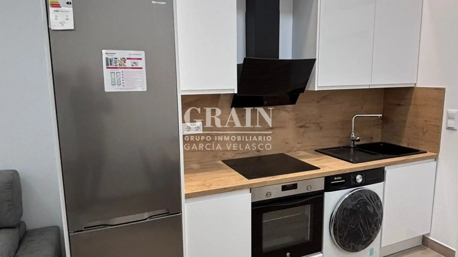 Kitchen of Flat for sale in  Albacete Capital  with Air Conditioner