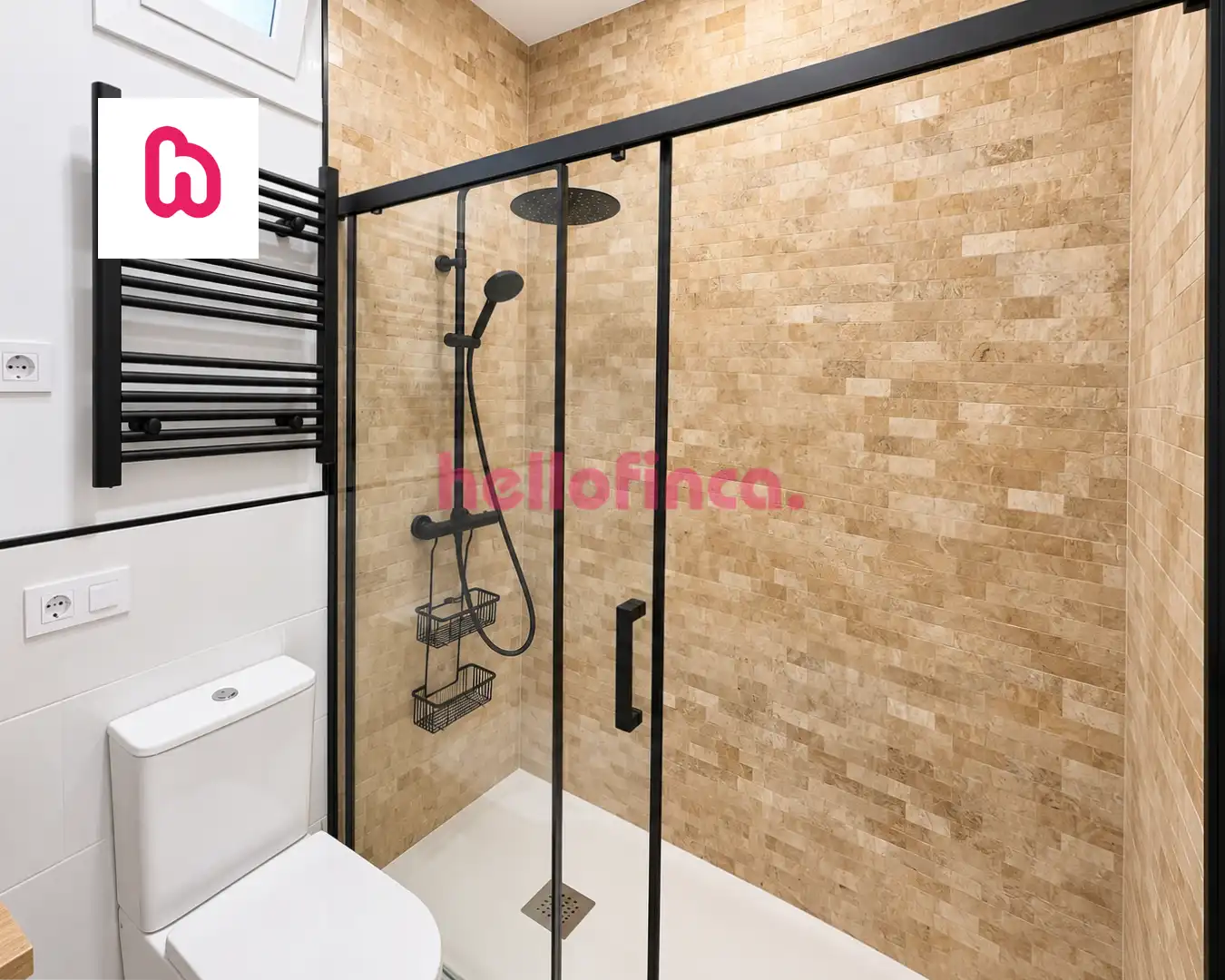 Bathroom of Flat for sale in Badalona  with Air Conditioner and Furnished