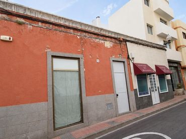 Gewerbefläche zum Verkauf in Calle Calle Calderín López 13