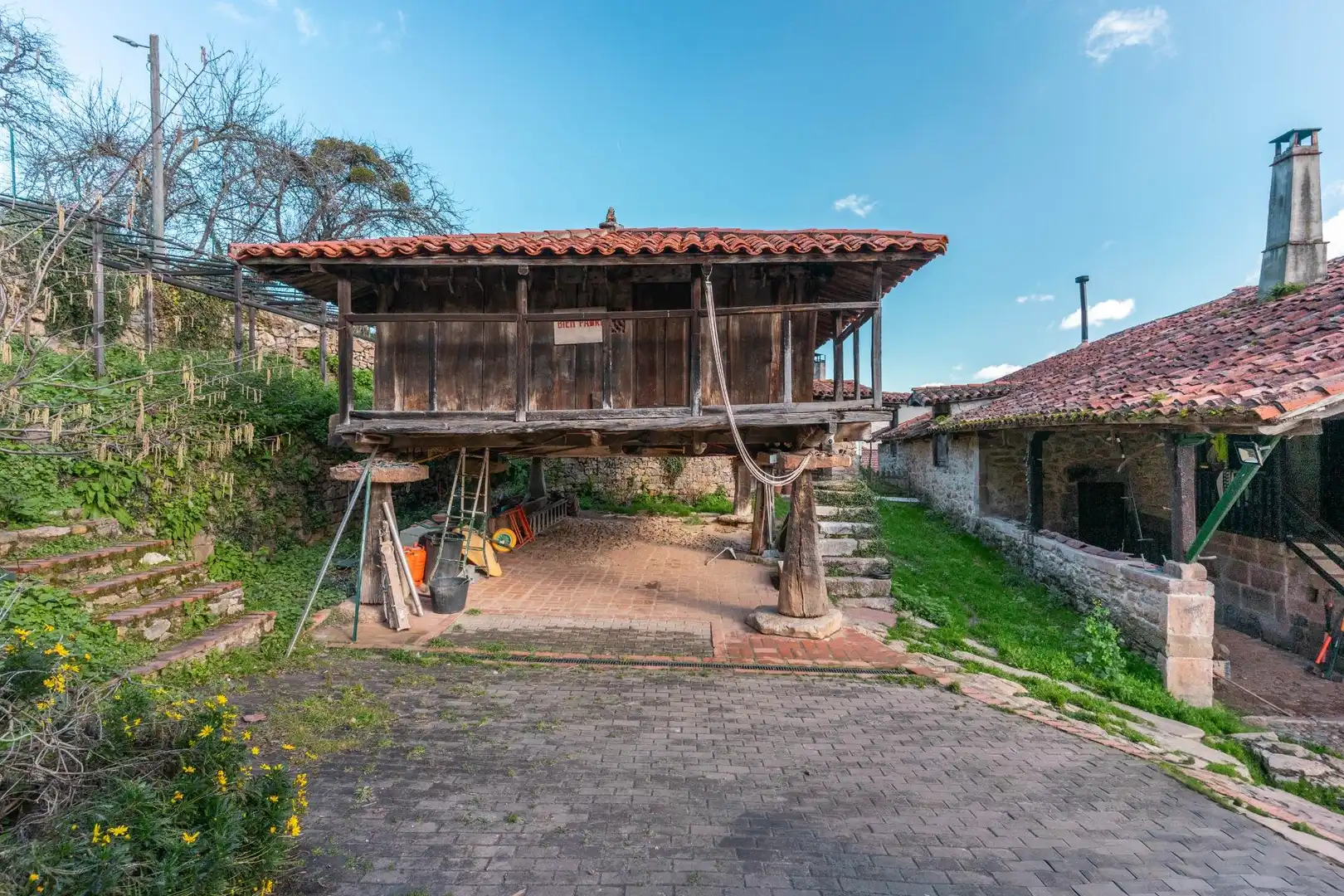 Vista exterior de Casa o chalet en venta en Proaza con Calefacción, Jardín privado y Terraza