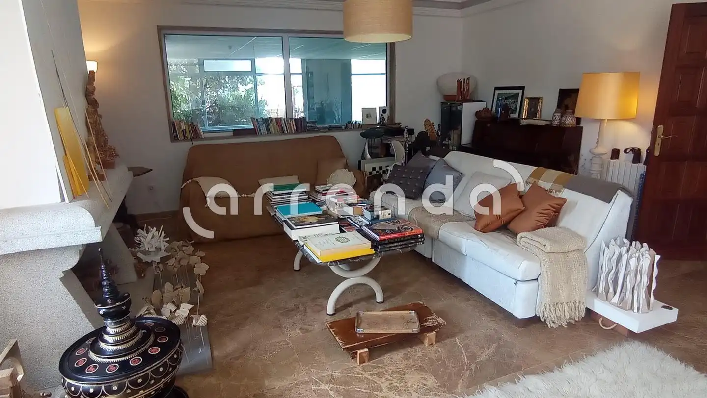 Sala d'estar de Casa o xalet en venda en Villalbilla amb Calefacció, Jardí privat i Terrassa