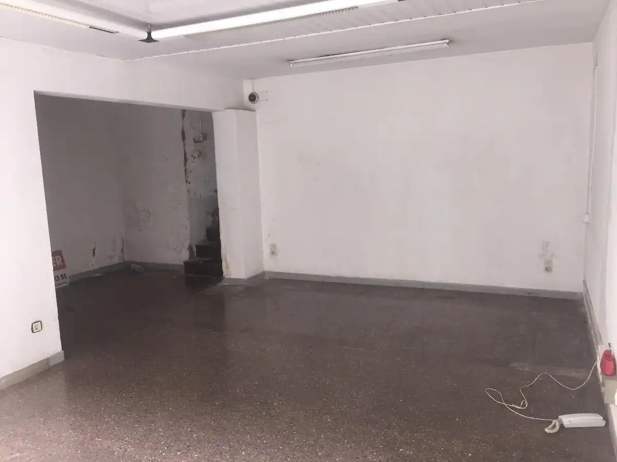 Fabrikhallen zur Miete in Cementiri Vell