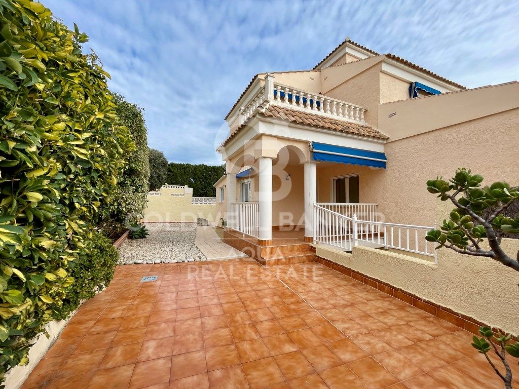 Vista exterior de Casa o xalet en venda en La Nucia